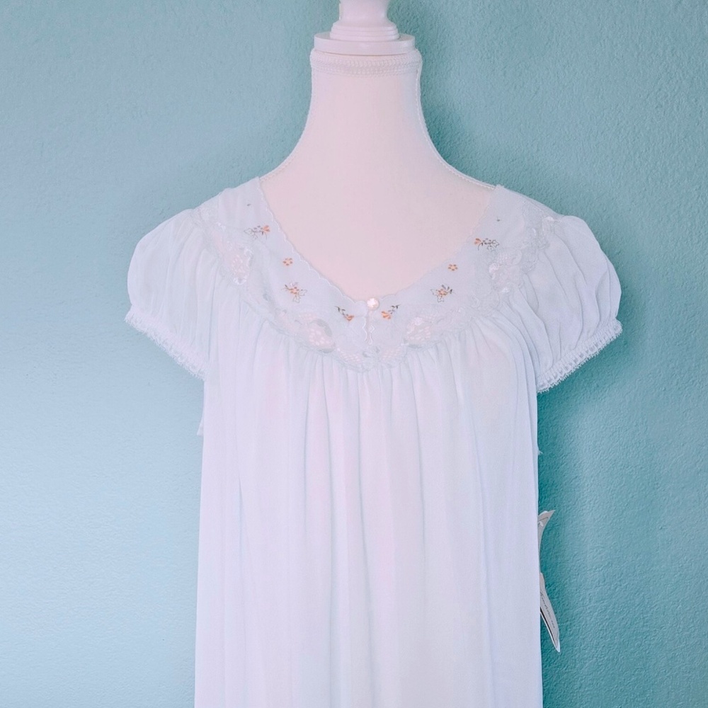 Rare Vintage 1980s Romantic Traditiona Baby Blue Nightgown with Tags Enka Crepe
